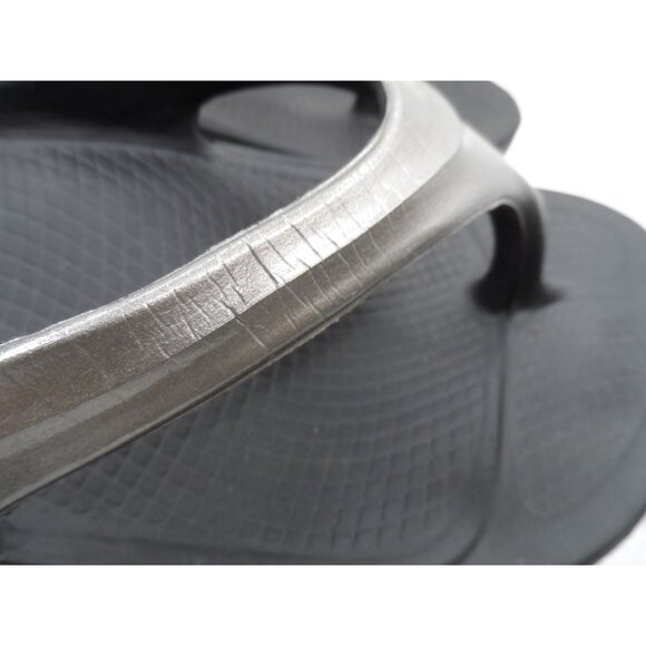 OOFOS Womens OOlala Lightweight Recovery Thong Flip-Flops  Black & Silver Size 5 - Picture 6 of 7